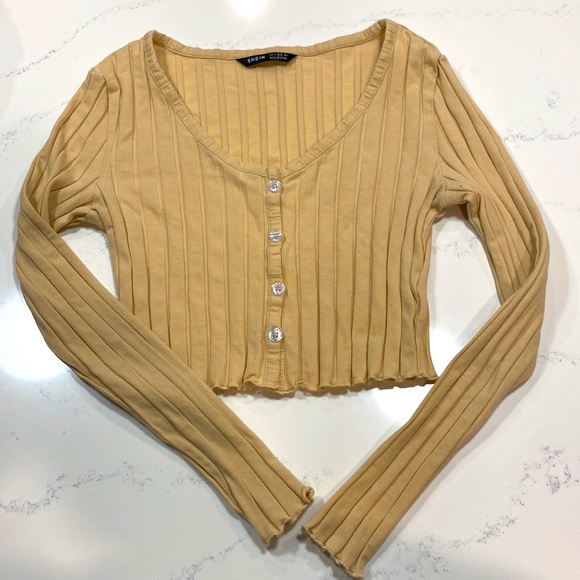 ❗2/$10❗Long sleeve beige T-shirt - Picture 2 of 7